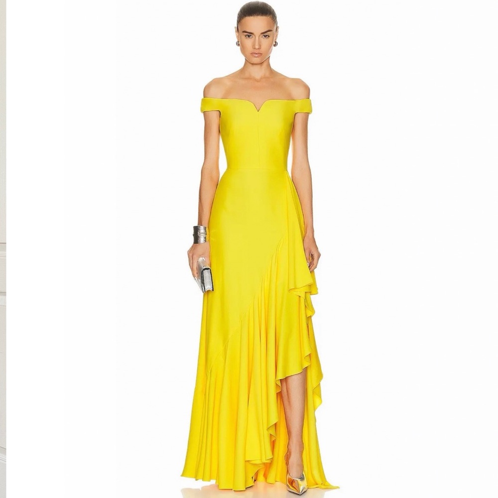Alexander McQueen Elegant Yellow Off-Shoulder Dress
